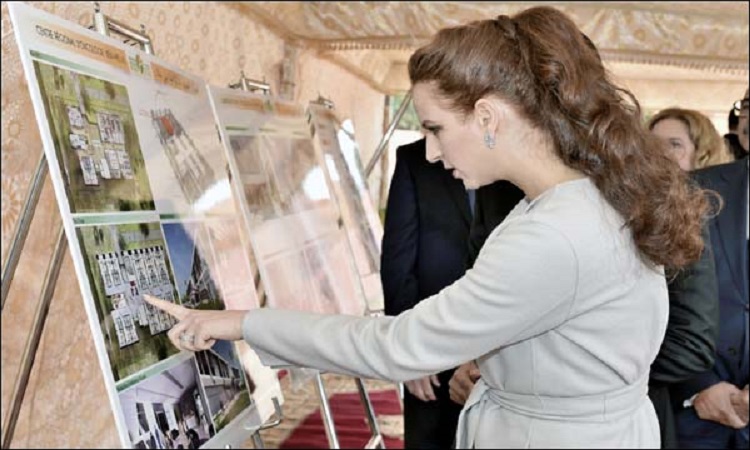 صورة الأميرة للاسلمى تضع الحجر الأساس للمركز الجهوي للأأنكلوجيا ببني ملال